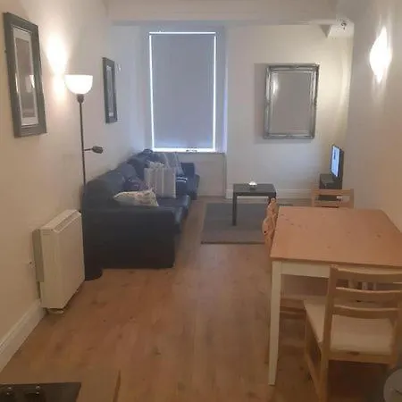 The Anchorage Bar And Accommodation Carrick on Shannon
